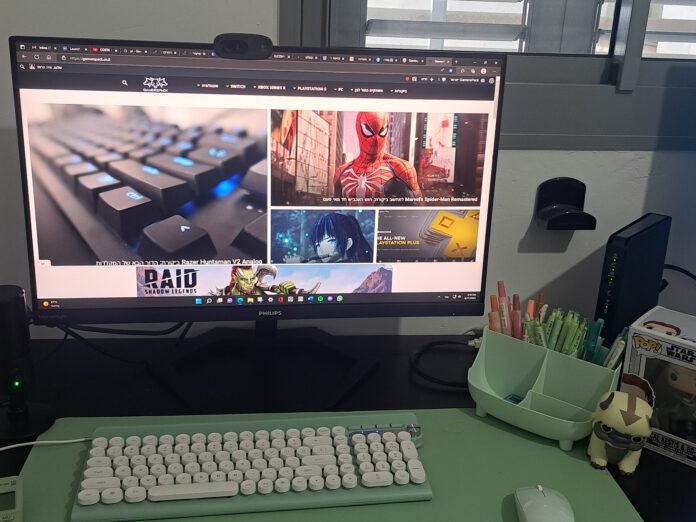 Philips 27M1N3200ZA/00 ביקורת: קל, ארגונומי, עם שיק ומגוון הפתעות