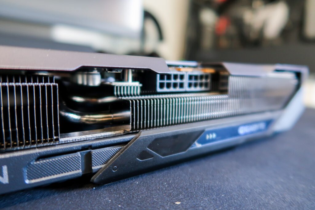 RX9070 8-Pin connector no cable