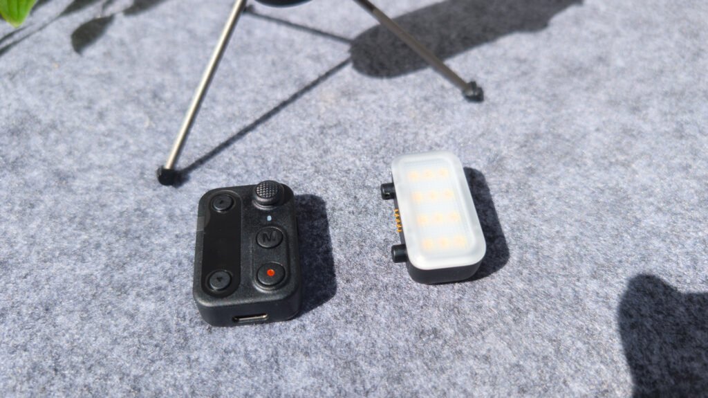 Hohem iSteady X3 Remote and light