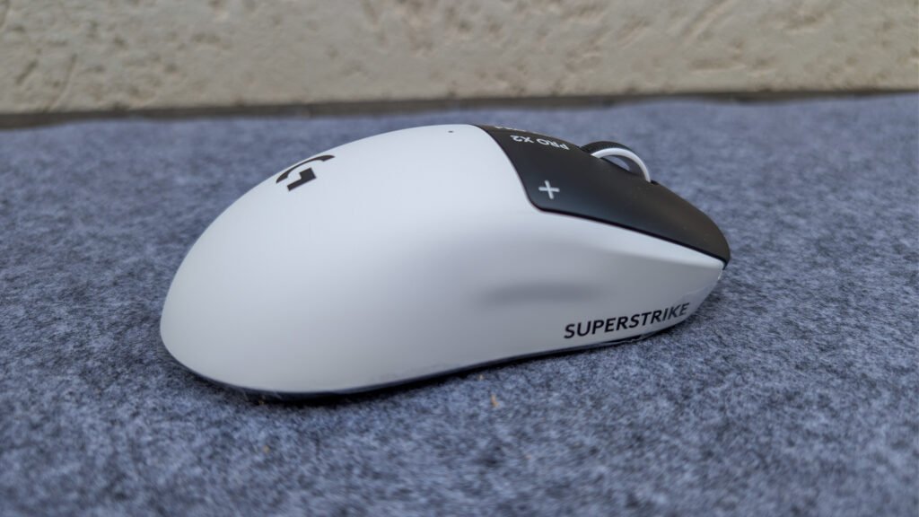 Logitech Pro X2 Superstrike gaming mouse right side Logitech Pro X2 Superstrike gaming mouse right side
