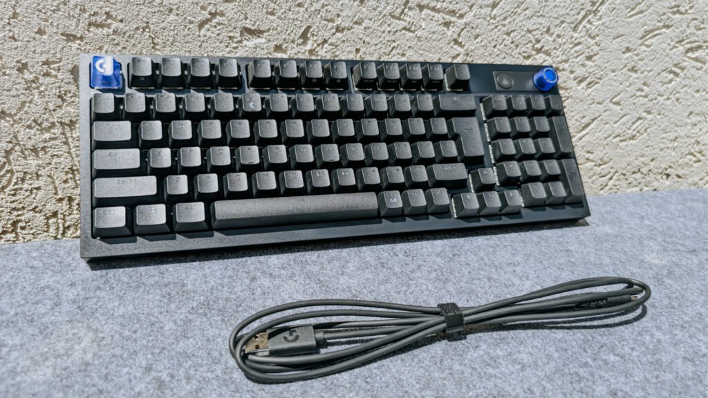 Logitech G316 X Keyboard and USB-C cable Logitech G316 X Keyboard and USB-C cable